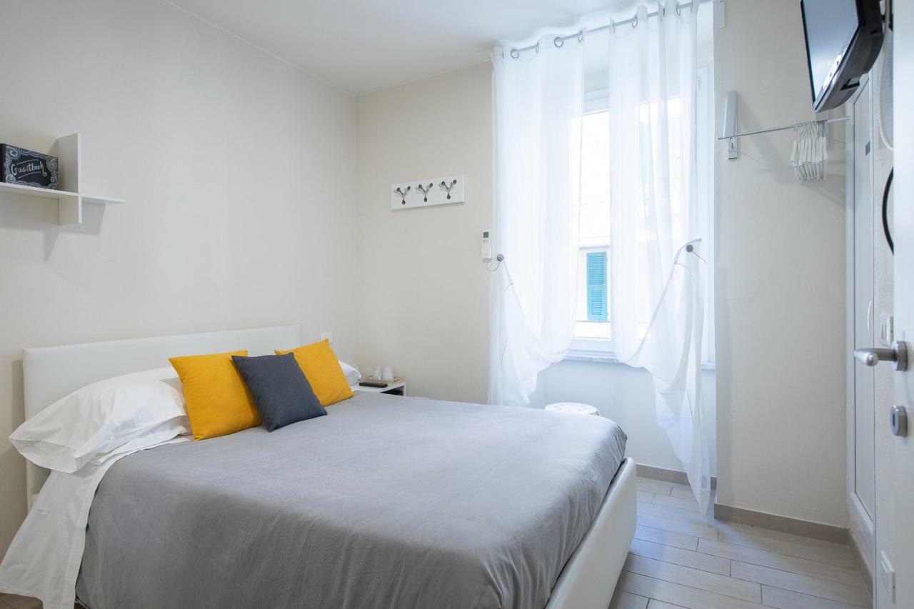 Hotel J&K à Riomaggiore Extérieur photo